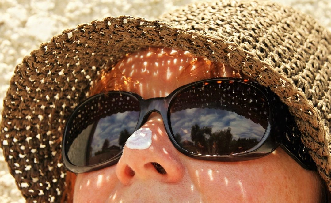All You Need To Know About Sunscreen/ Sunblock