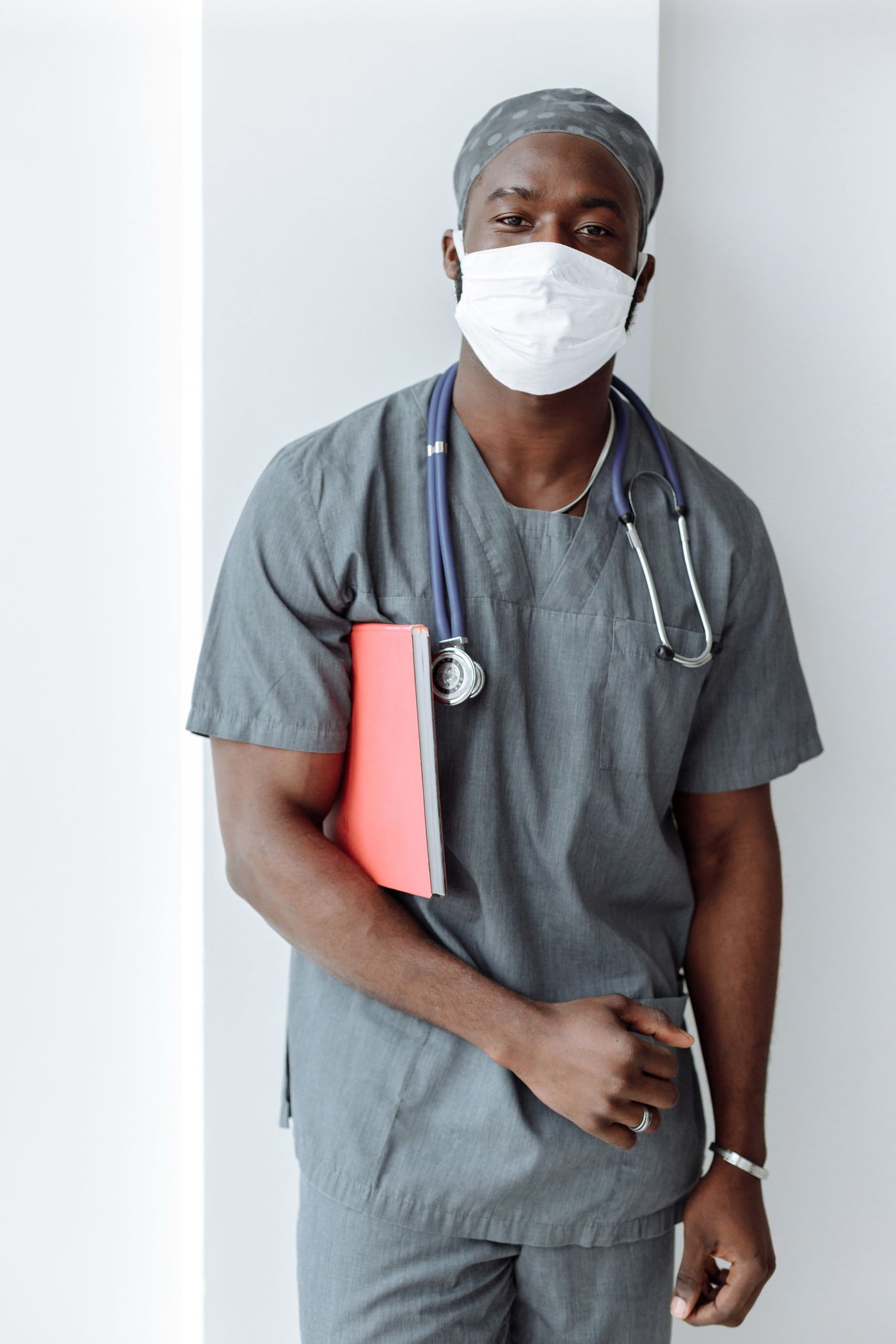 Medical professional in a clinic ready to discuss a health concern
